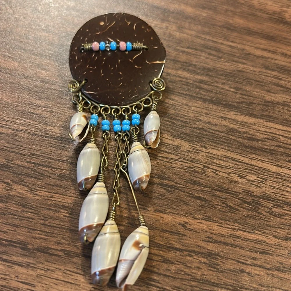 Brooch - Picture 2 of 4